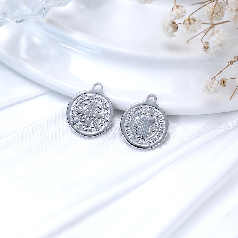 Luxury European & American Retro Roman Coin Charm Pendant for DIY Bracelets & Necklaces - Stainless Steel Jewelry Accessory