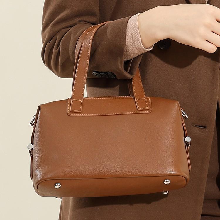 Women's Bag Large-capacity Portable Cowhide Bag Shoulder Crossbody Cowhide Bag