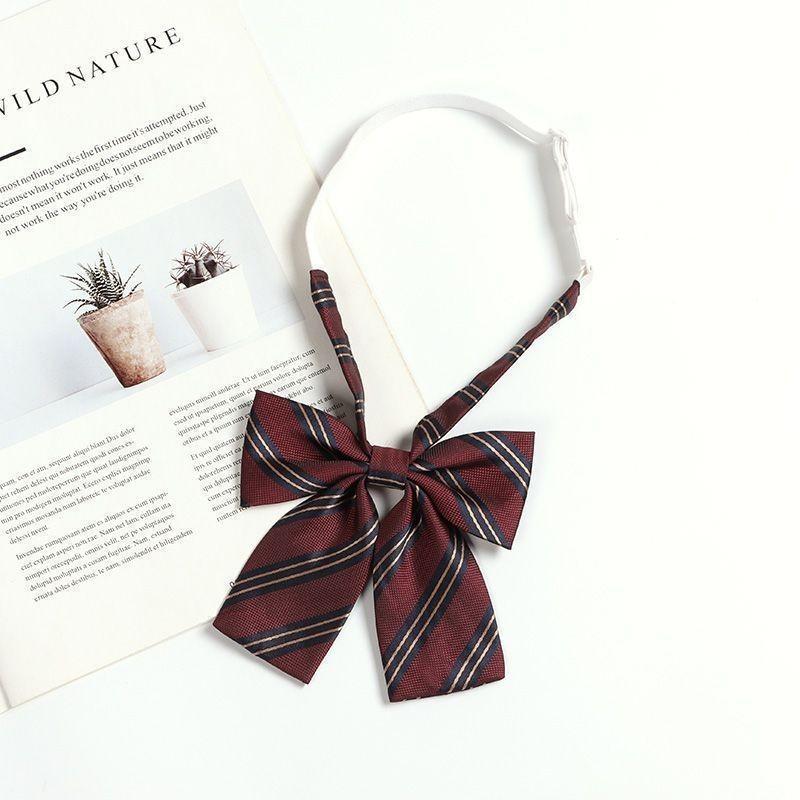 Silk Kids Tie With Striped Pattern For Graduation And School Events