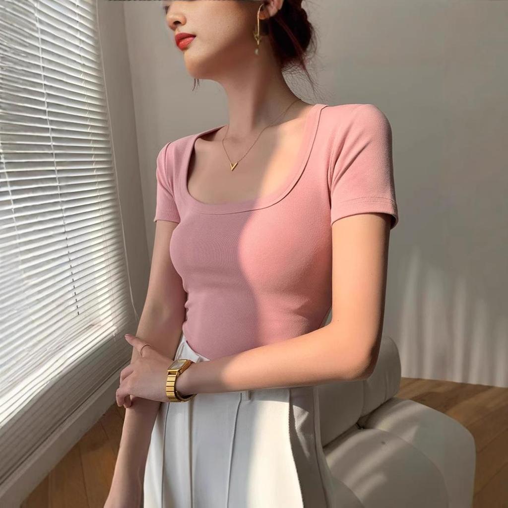 Damski Letni Biały Krótki Top z Dekoltem U - Słodki i Pikantny Krótki Rękaw