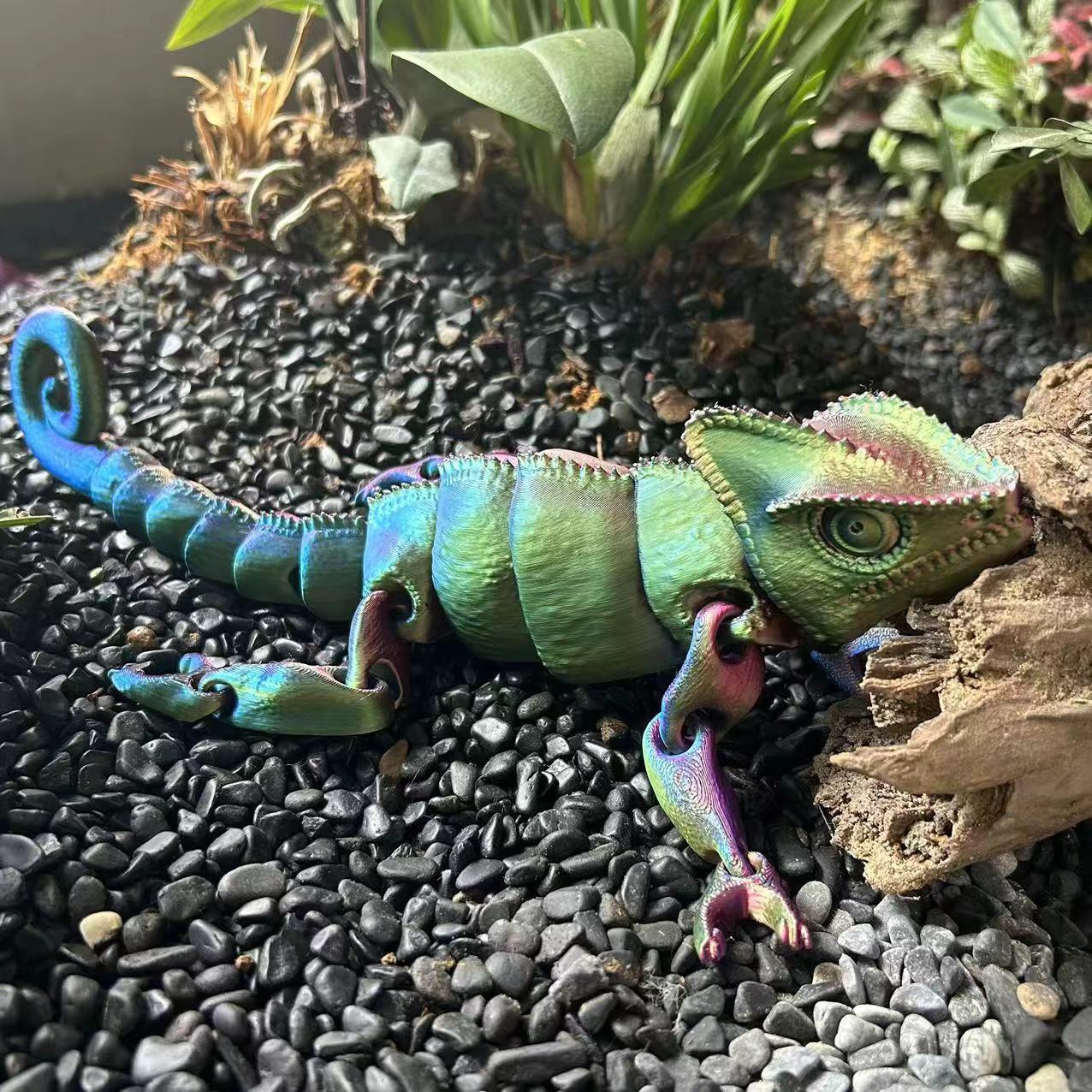 

Декоративная модель хамелеона, напечатанная на 3D-принтере, игрушка красный/жёлтый