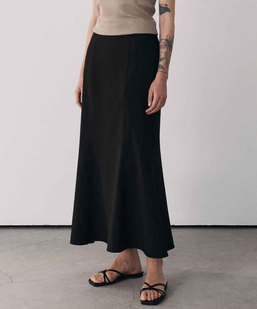 Aesmoeo Vera Mermaid Banding Skirt (Black)