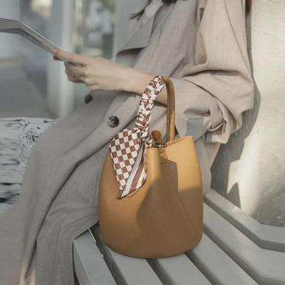 2024 Summer Women's Small Bucket Handbag: Niche Design, High-End Commuter Crossbody Bag