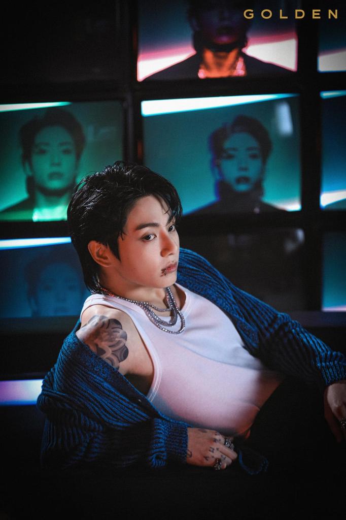 BTS Jungkook GOLDEN 1. Album LP Version Wachssiegelversiegelt JUNG KOOK Hülle+1 Stück Vinyl+20-seitiges Fotobuch+2 Postkarten+2 Fotokarten+1 Sticker+Tracking