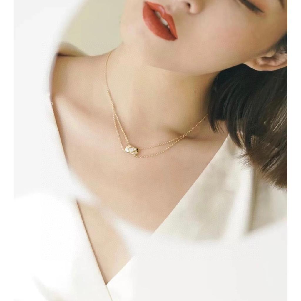 Necklace with diamond pattern and sub gold material, electroplated K gold circular single diamond design adjustable chain length, CNC process