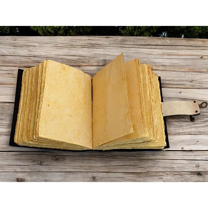 Vintage Gothic Raven Leather Journal - Dark Academia Gift, Writing Diary, Wiccan Grimoire Book Of shadows