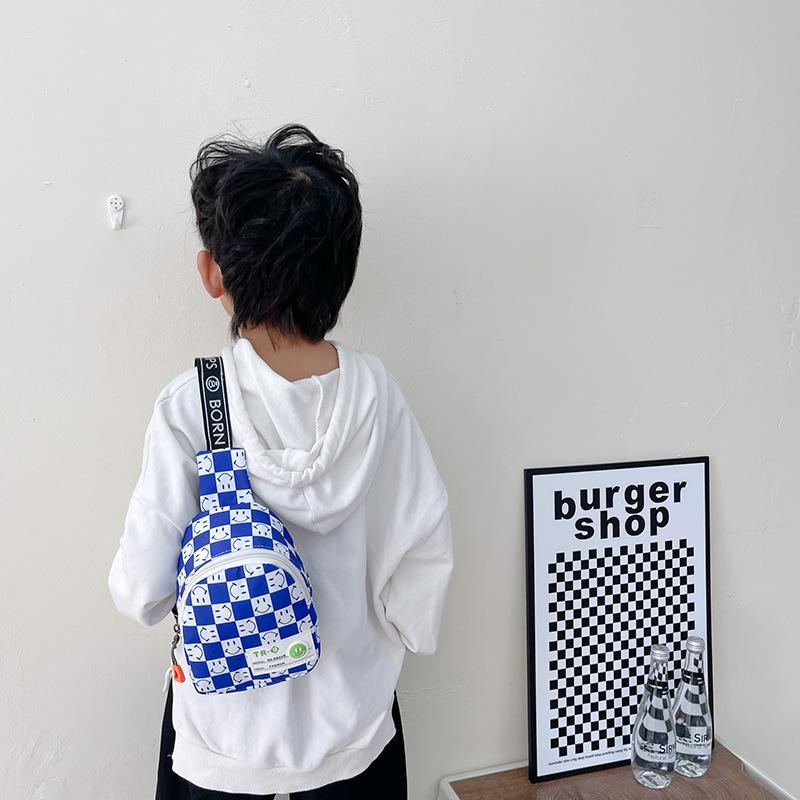 New children's bag boys fashion plaid messenger bag Internet celebrity mini smiley face breast bag girls casual change bag