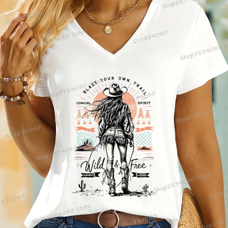 Retro Cowgirl Wild and Free Printed T-shirt Vintage Desert Cowgirl Shirt Design V-neck Casual Tops Western Cowgirl Spirit Tshirt S