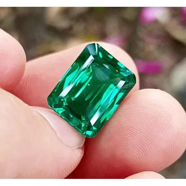 Emerald Green Colombia Natural 8-10 Ct Emerald Cut Stunning Certified Gemstone