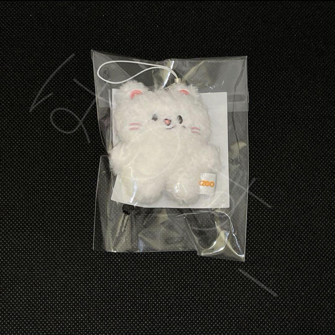 

[Б/У] StrayKids Брелок Микро Джинсы Скинни