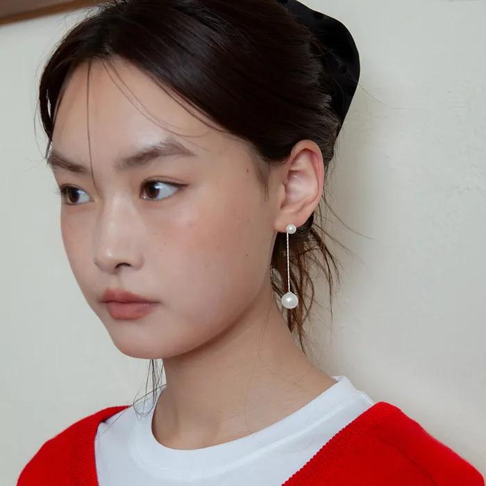 Pearl Swing Drop Earring
