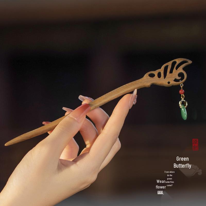 Elegant Ebony Flower Hairpin for Women – Ancient Style, High-End Feel, Simple Chinese Design, Perfect for Daily Use.