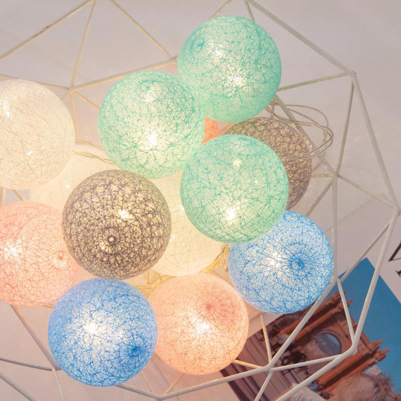 LED Cotton Ball Fairy Lights - Round Atmosphere Lights for Children's Room & Valentine's Day Flower Decor