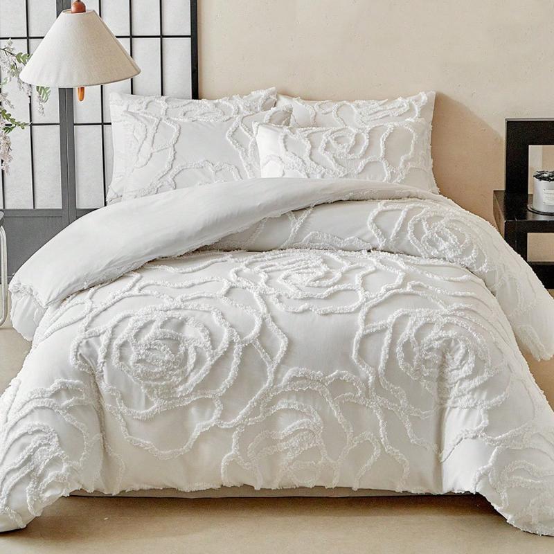 3D Rose Floral Tufted Duvet Cover Set High Quality Microfiber Bedding Set King Queen Size Soft Luxury Quilt Cover Pillowcases