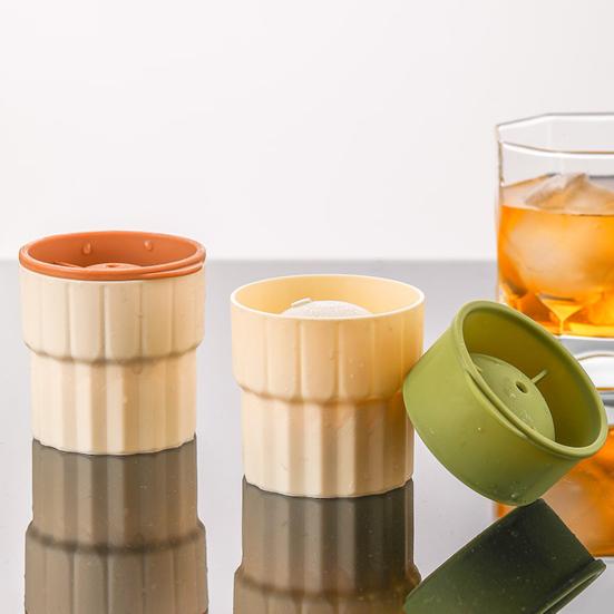1/4Pcs Ice Mold Sphere Maker Stackable Easy Release Circle Ice Mold with Lids Large Spherical Ice Makers for Whiskey Cocktails Bourbon