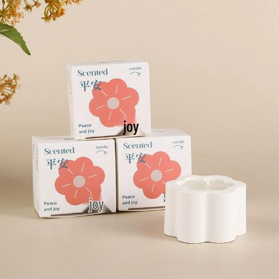 

Scented Garden Candle for Holidays and Birthdays Gardenia Fragrance