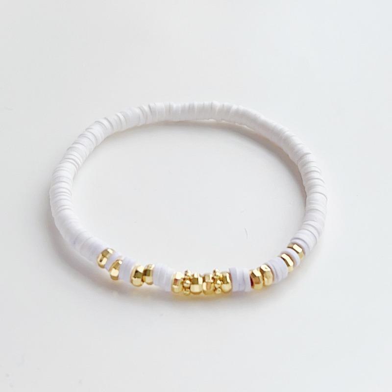Pulseira Elástica com Contas Heishi Turquesa e Espaçadores Dourados – Joia Boho de Verão, Presente Fresco e Chique para Mulheres