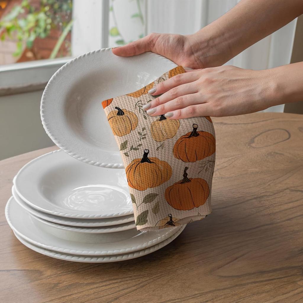 TNUW Vintage Fall Pumpkin Hand Towels, 16x24In, Thanksgiving & Harvest Decor, Botanical Pattern for Farmhouse Kitchen & Bathroom