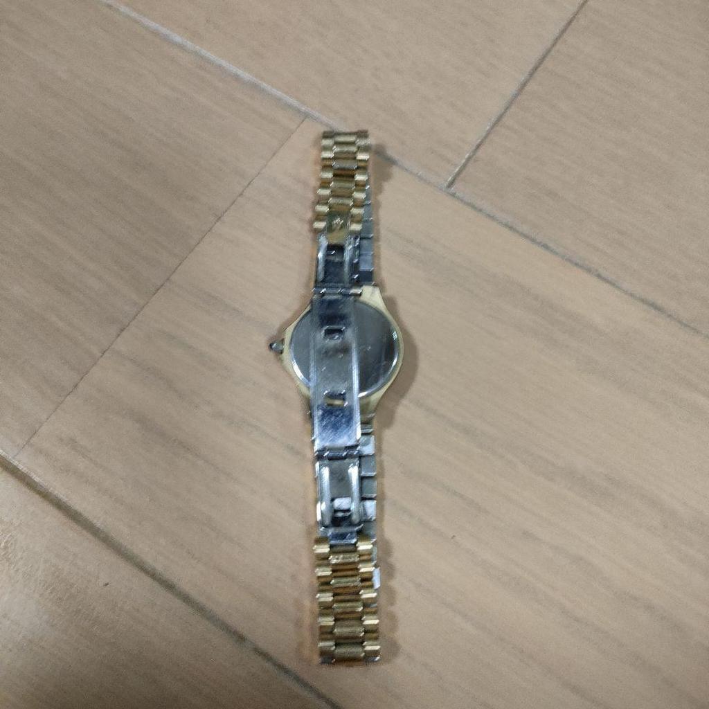 Used BULOVA 9063-5020 Gold Date Ladies Watch