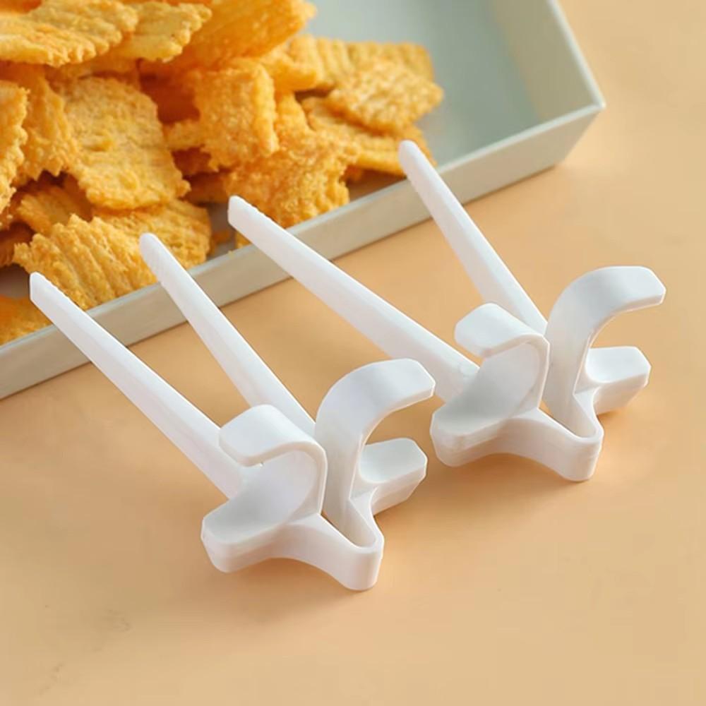 1PC/2PCS Lazy Fingers Chopsticks Play Games Eat Snacks Clip Brush Video Without Dirty Hands Food Clip