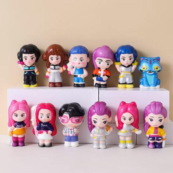 Anime Quetschspielzeug Langsam aufsteigende Figur Weiches Fidget Toy mit süßem Charakterdesign Tragbares Stressabbau-Entspannungs-Gadget für Fans Sammler