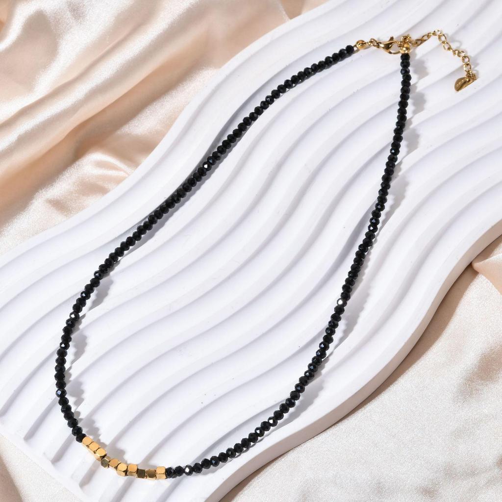Stainless Steel Colorfast Light Luxury Necklace with Retro Black Glass Beads – Fashionable Clavicle Chain Choker