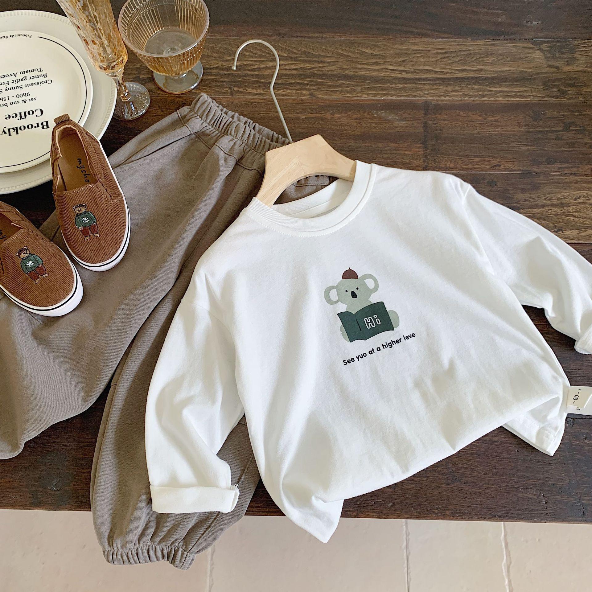 

2024 Новая осенняя футболка с длинными рукавами из чистого хлопка для мальчиков и малышей - Универсальный весенне-осенний топ 120 cm