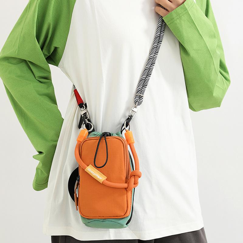 Japanese Dopamine Water Cup Bag Outdoor Sports Going Out Travel Messenger Bag Casual Light Mobile Phone Bag