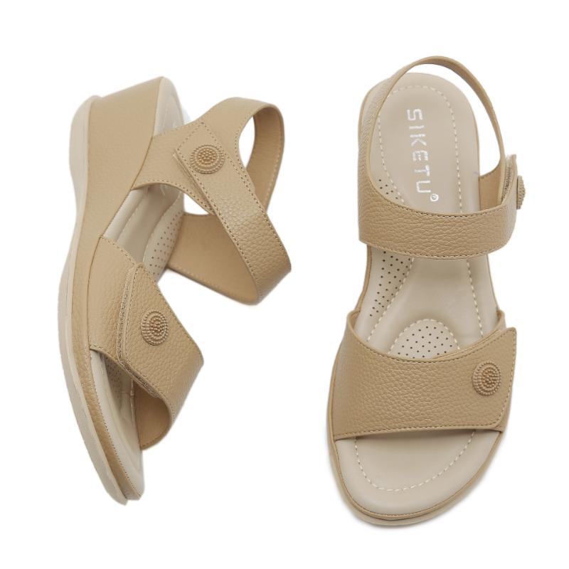 European And American New Summer Outdoor Leisure Button Simple Heel Beach Sandals Comfortable Mother Shoes Soft Leather