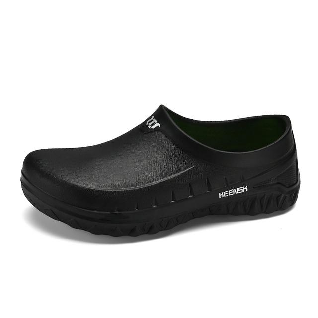 High Quality Oil-proof Chef Shoes Men's Anti-slip Casual Sandals Mens Slip-on EVA Waterproof Shoes for Men Outdoor Work Shoe