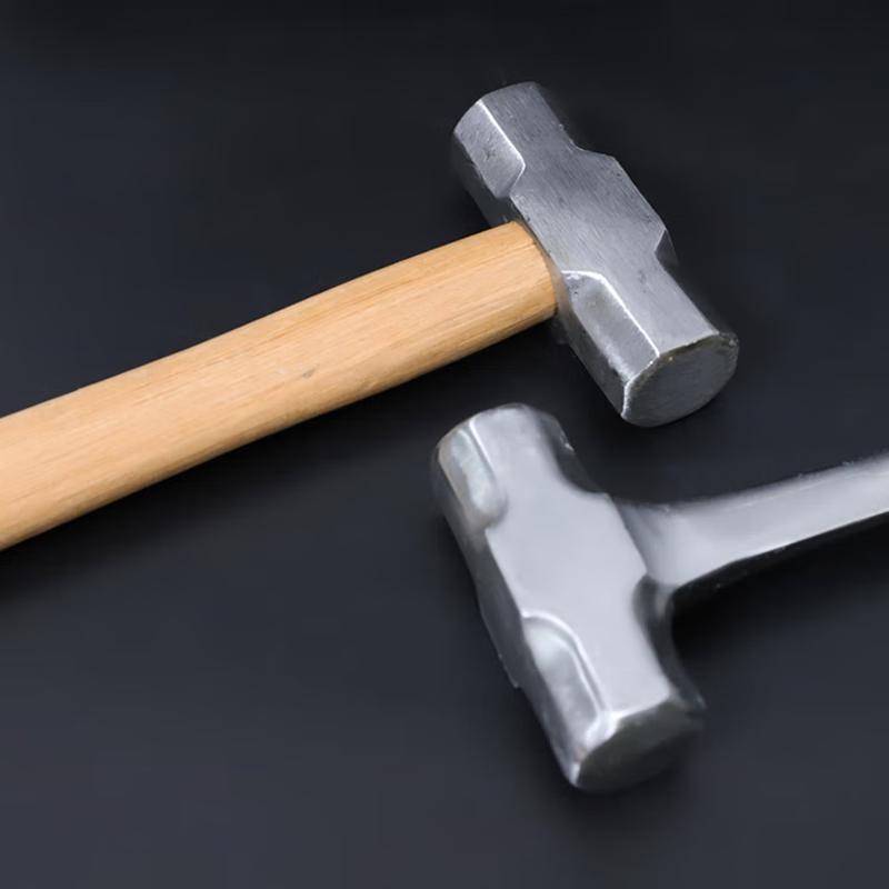 Junpo 4lb Wooden Handle Octagonal Hammer
