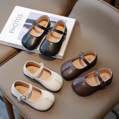 2025 Spring/Autumn Girls' Soft Sole Leather Princess Shoes - Korean Style