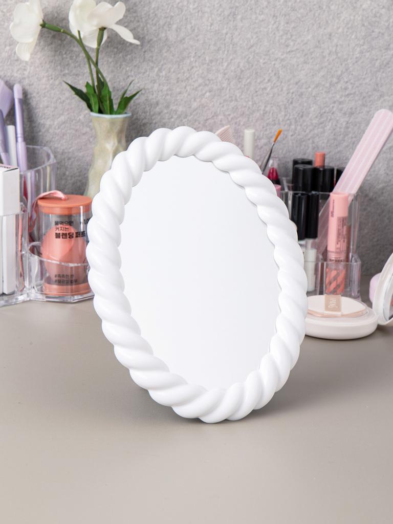 PP Oval Wall Mirror (16x21cm)