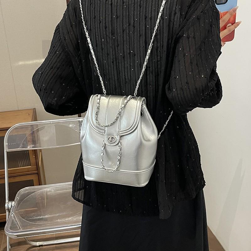 2026 New Fashionable Simple Backpack Casual Travel Niche Women's Small