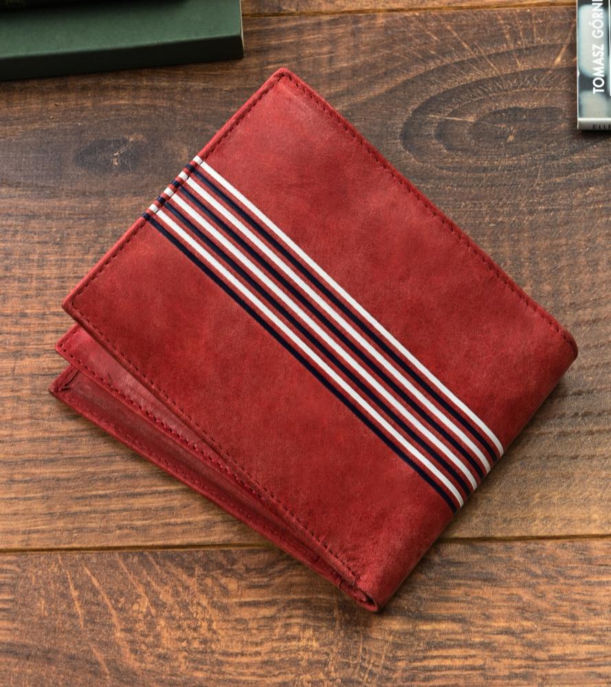 Men's wallet made of natural leather decorated with crosswise stripes