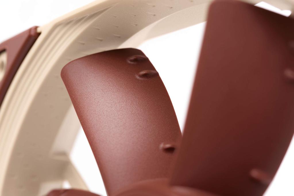 Noctua NF-S12A PWM, Premium Silent Fan, 4-Pin Connection (120mm, Brown)