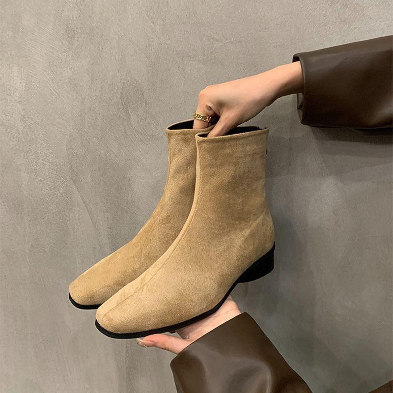 Premium Sense European and American Retro Plush Short Boots Women's Autumn and Winter 2025 New Thick Heel Boots Thin Bare Boots Women