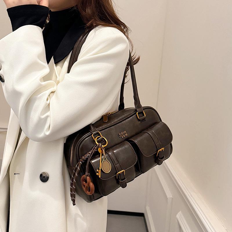 Autumn/Winter 2026 Retro Casual Large Capacity Shoulder Bowling Bag