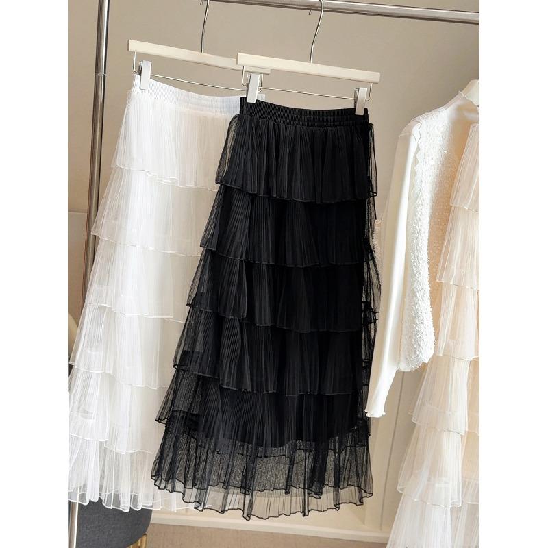 

Korean version of mesh yarn layer cake skirt women s spring new high waist temperament half body medium and long skirt hanging gauze skirt One size fits all чорний