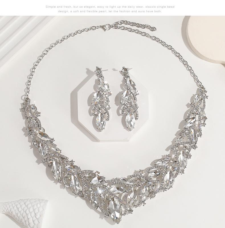 Luxe Kristal Edelsteen Sieradenset: Ketting & Oorbellen voor Bruiden en Speciale Gelegenheden