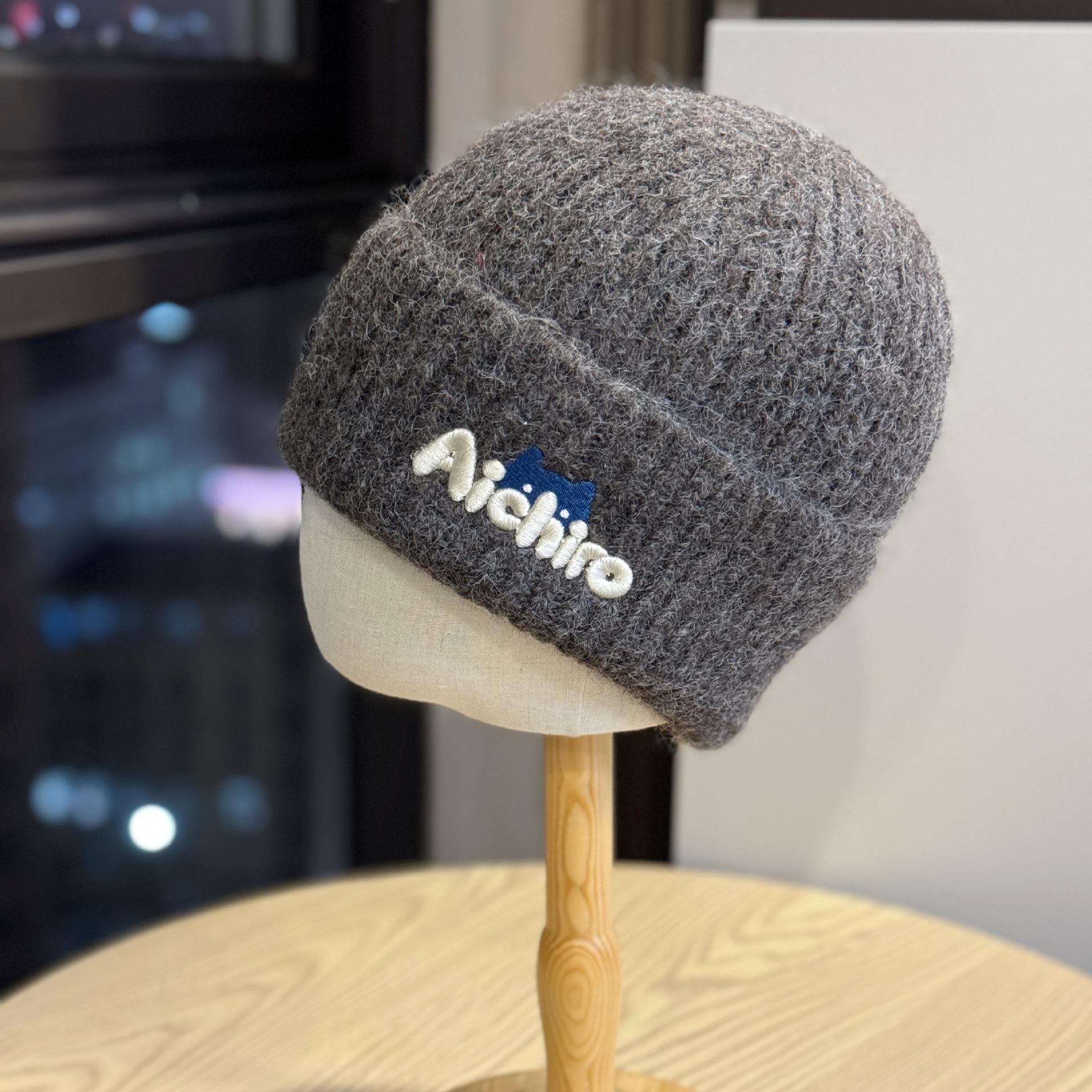 

Fashionable Knitted Woolen Hat for Women in Autumn and Winter Warm and Ear Protecting Face Friendly Small and Versatile Pullover Hat Trendy one size