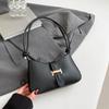 2025 spring new light luxury trend casual axillary crescent lower bag retro fashion niche design shoulder messenger bag