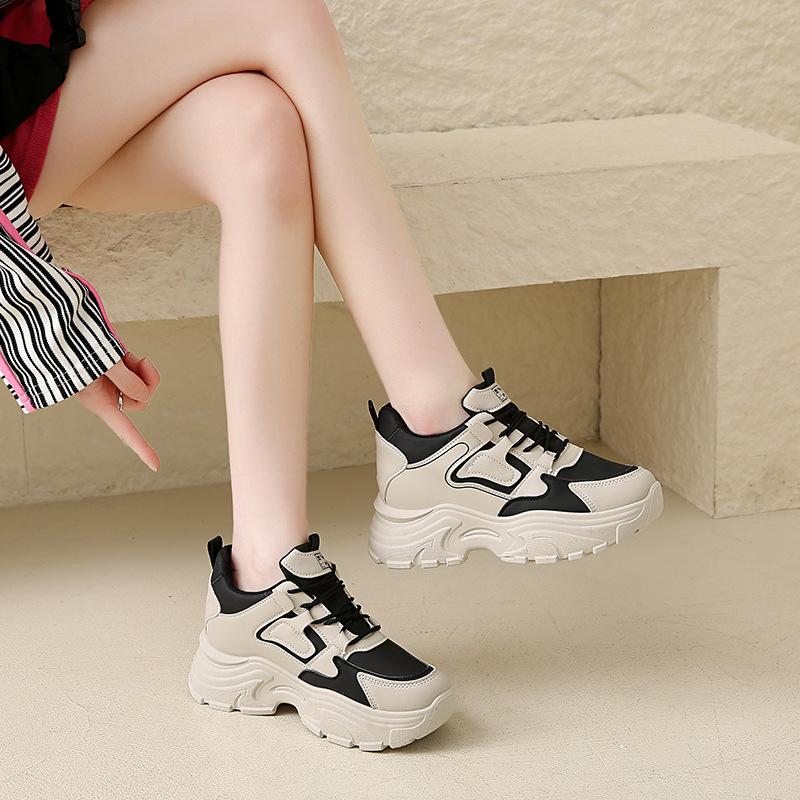 Dad Shoes Girl 2025 New Spring Shoes Show Feet Small and Lightweight Sneakers Thick Soles Increase the Height of Small People