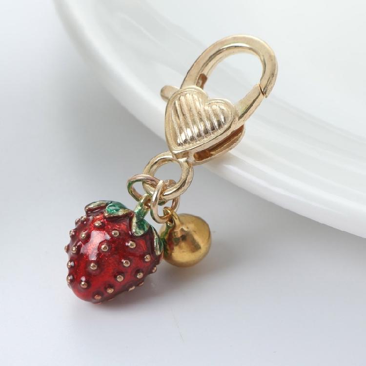 Custom Strawberry Keychain Stylish Fruit Keyring Accessory for Everyday Life