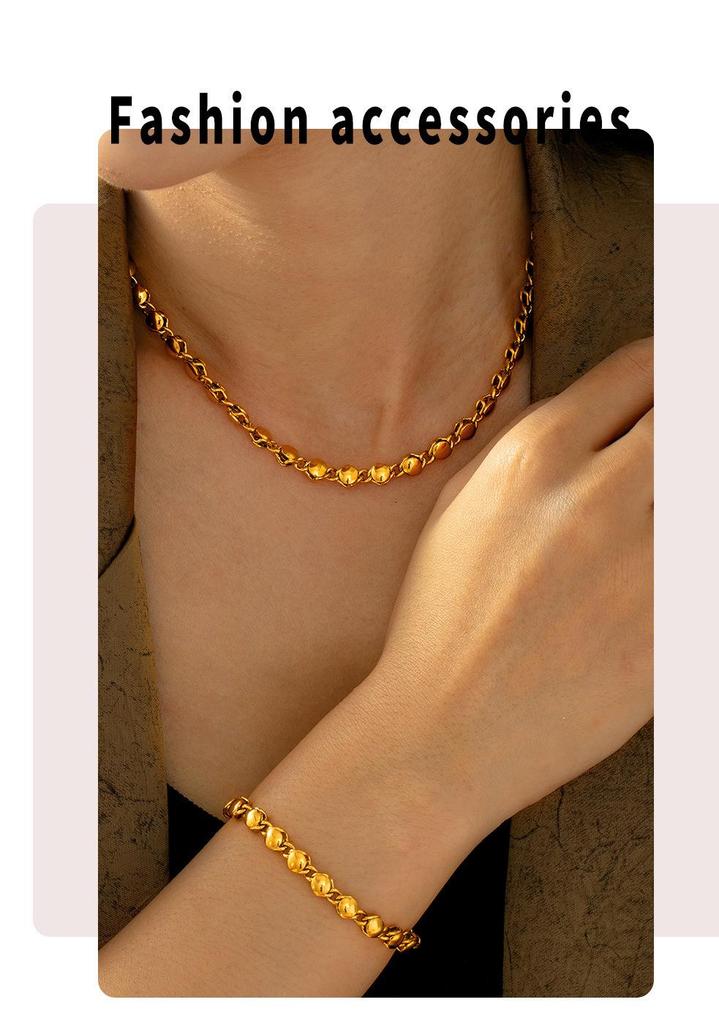 Exquisite Temperament Round Pendant Chain Necklace & Bracelet Jewelry Set In Copper
