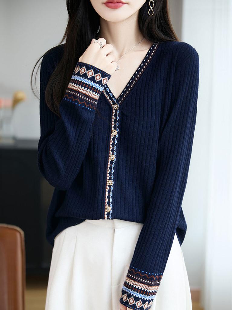 Andy Plush Knit Cardigan For Women With Vneck And Long Sleeves For Casual Wear