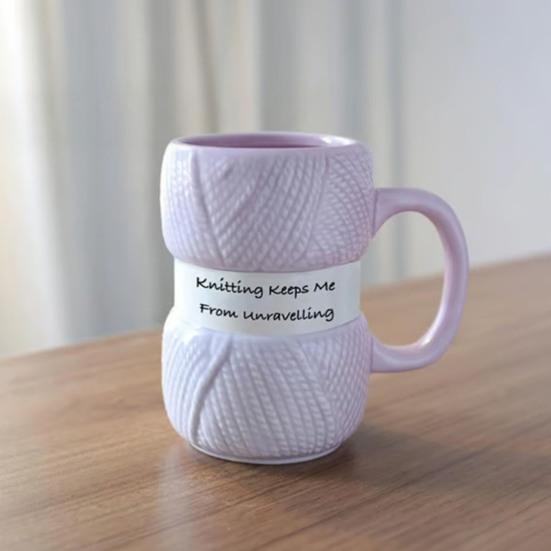 425ml Realistische Garn-Detailierung Tasse Keramik Kaffee Tee Tasse mit Häkelnadel-Griff Löchern Lichtbeständiger Druck Kaffeetasse Perfektes Häkelgeschenk