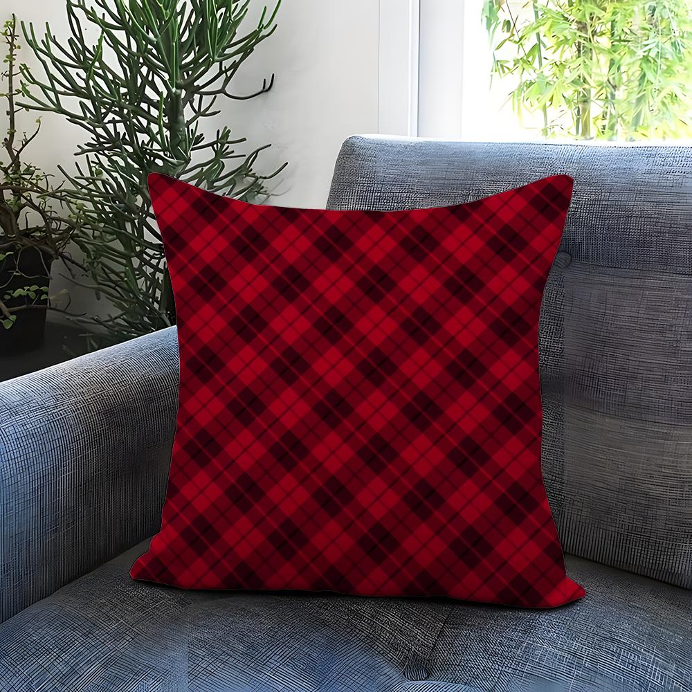 Fashion C-CChristmas Plaid Cushion Cover Comfortable Reversible Pillow Cover Ideal for Car Sofa Bedroom & Beyond