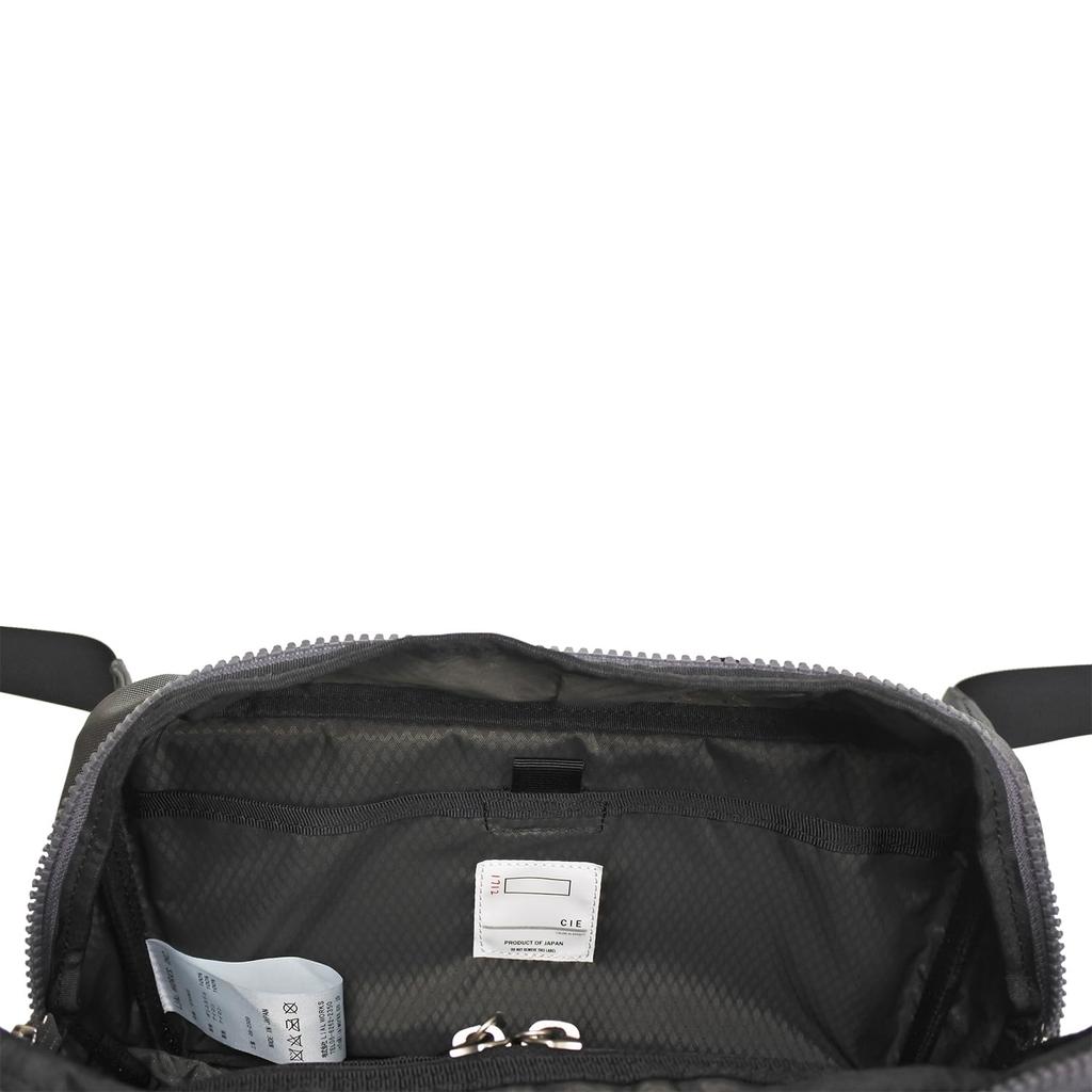 Sea LEAP SLING BAG S BLACK Lightweight Waterproof Material Made in Japan Sling Bag Body Bag CORDURA [CIE] - Men's Women's