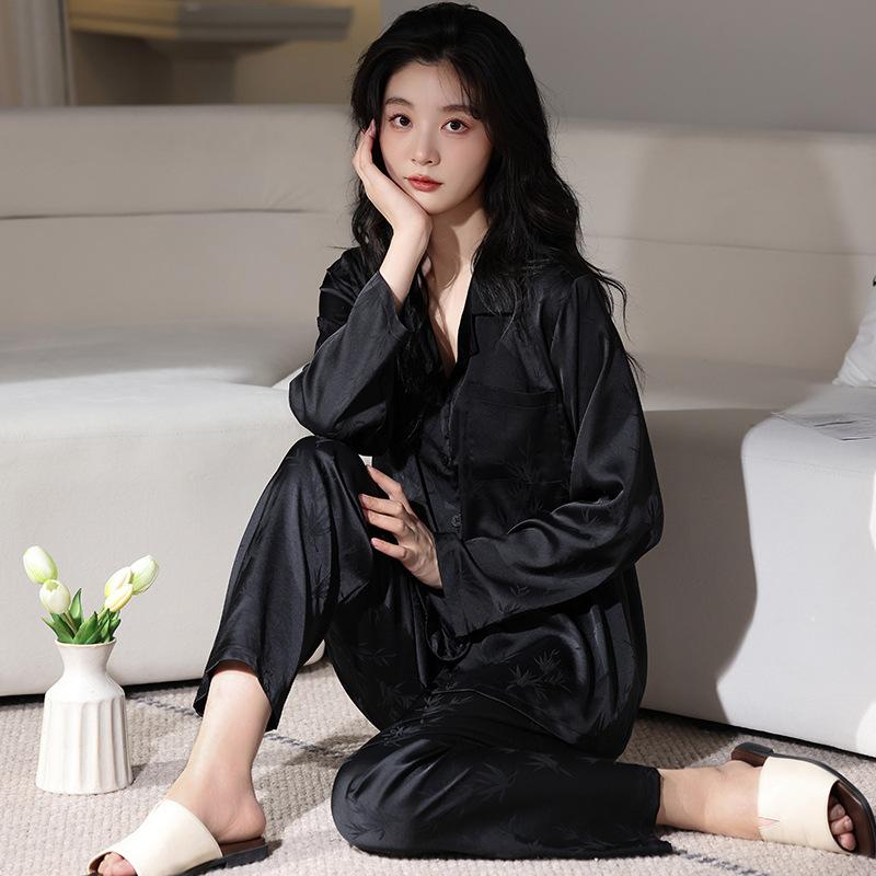 Ice silk pajamas women's 1011 new long-sleeved suit simple casual silk can be worn outside cool loungewear